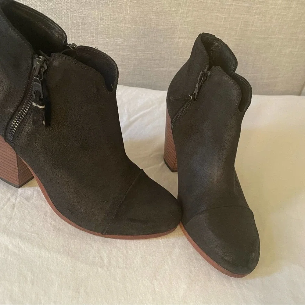 rag & bone Margot leather bootie black metal zip and brown heel.